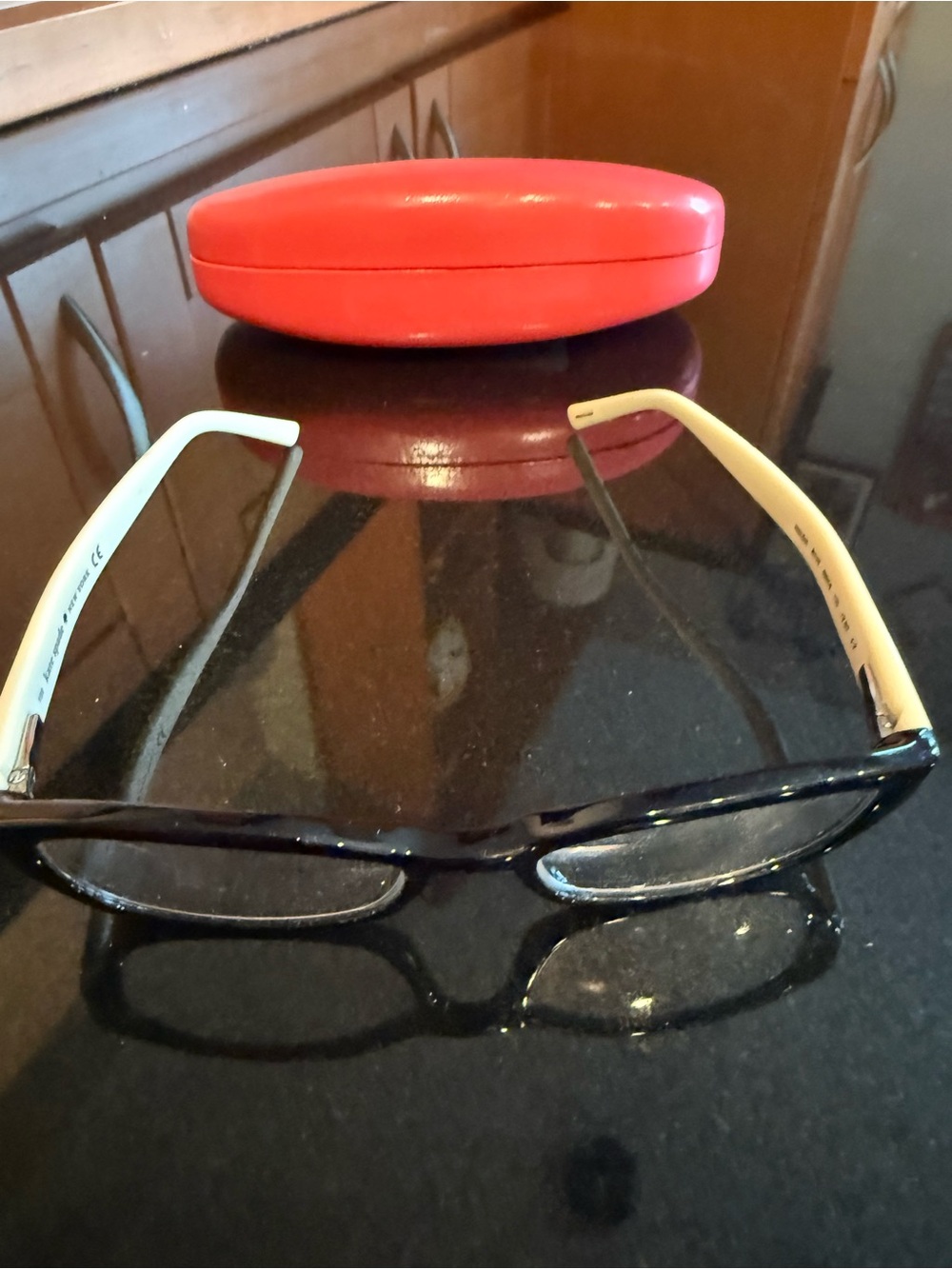 Kate Spade Glasses with case 2.5